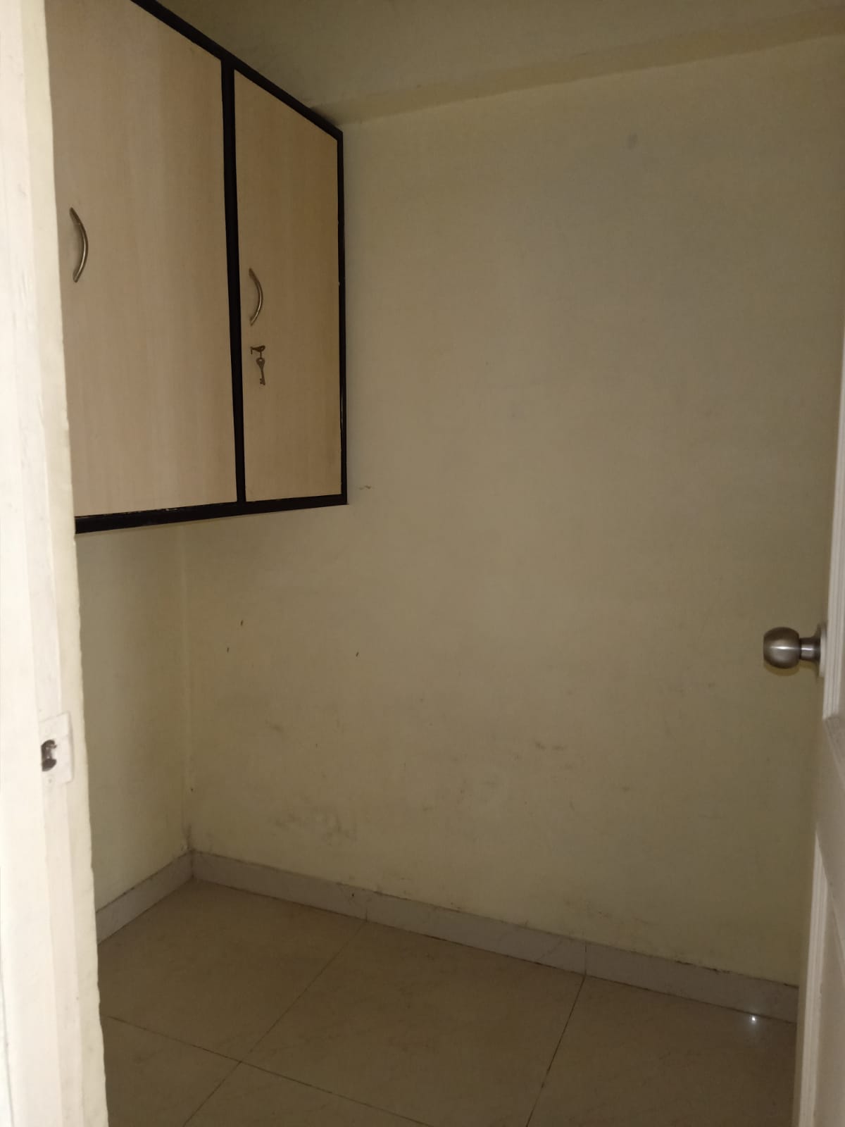 3 BHK Valencia, Andheri West — for Rent — photo 11