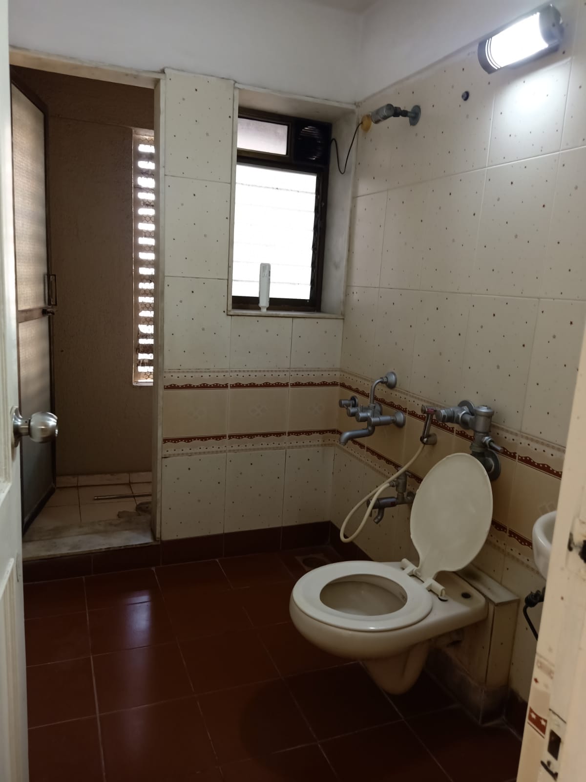 3 BHK Valencia, Andheri West — for Rent — photo 13