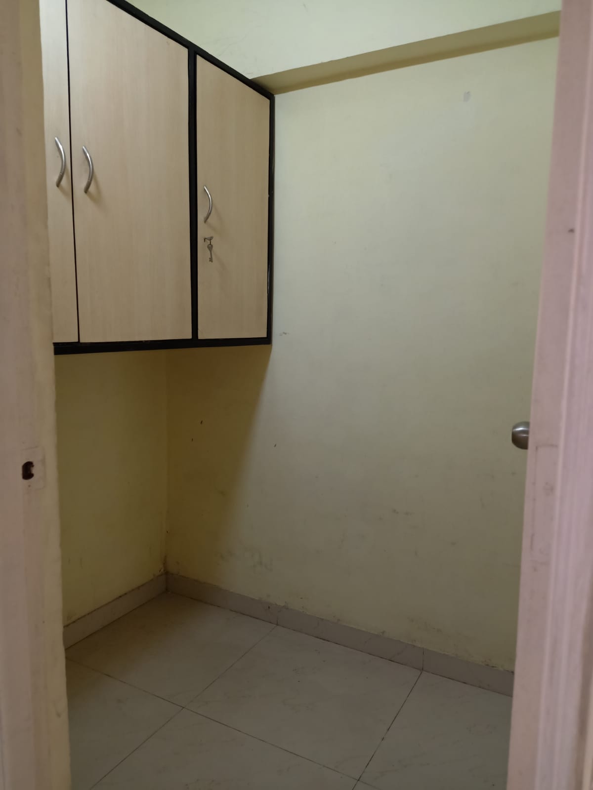 9 - Valencia, Andheri West