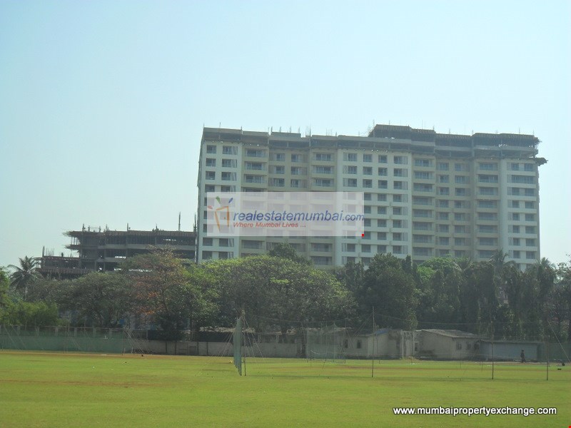 3 BHK Semi-Furnished in Jade Gardens , Bandra East