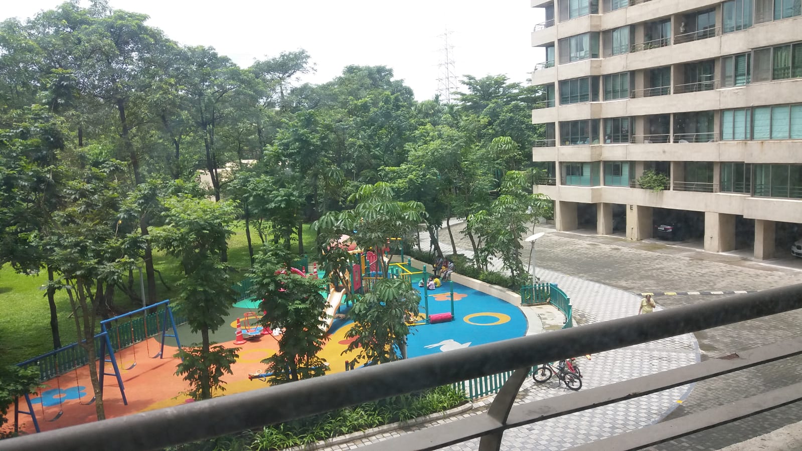 View1 - Oberoi Splendor, Andheri East