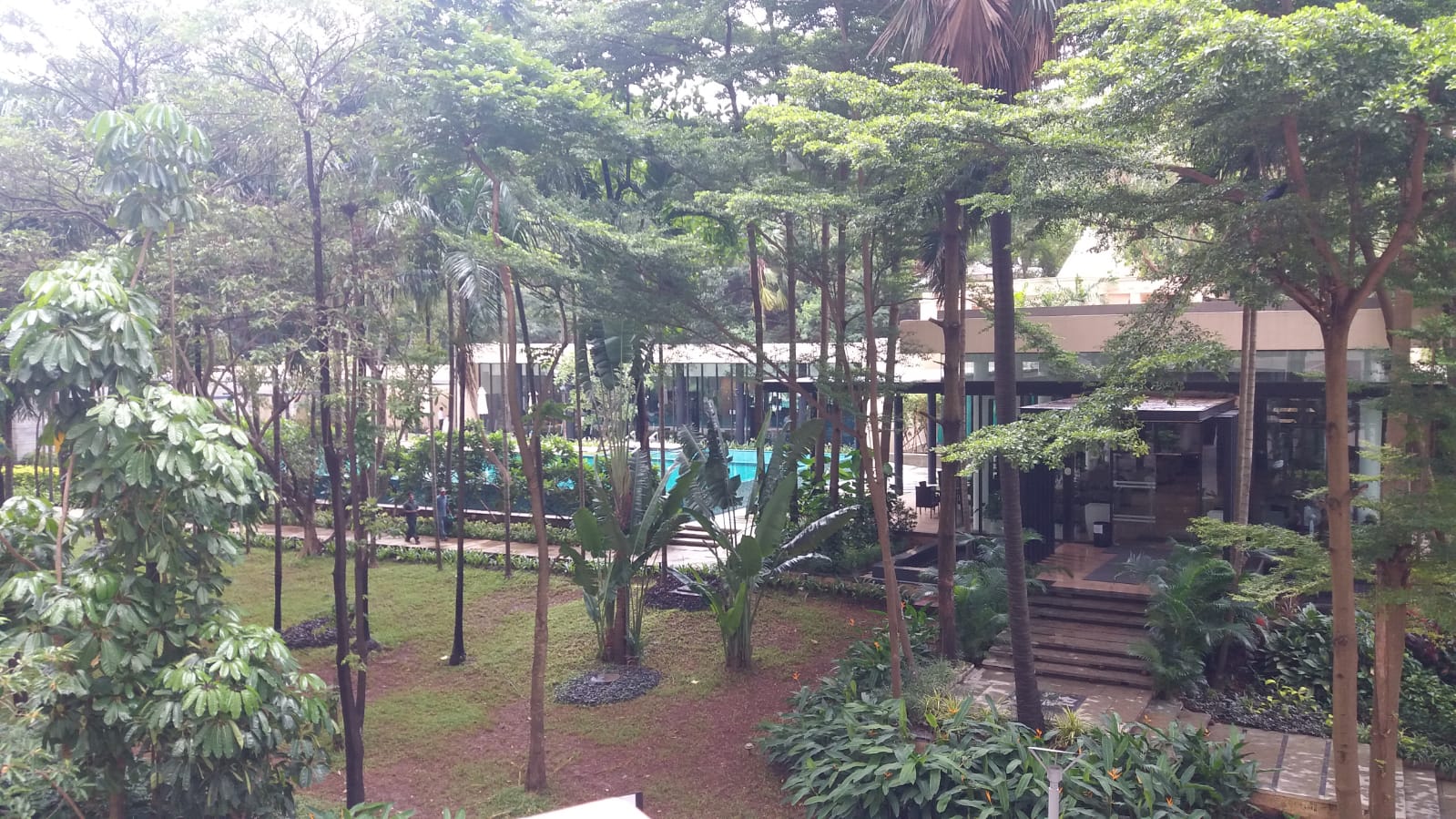 View 1 - Oberoi Splendor, Andheri East