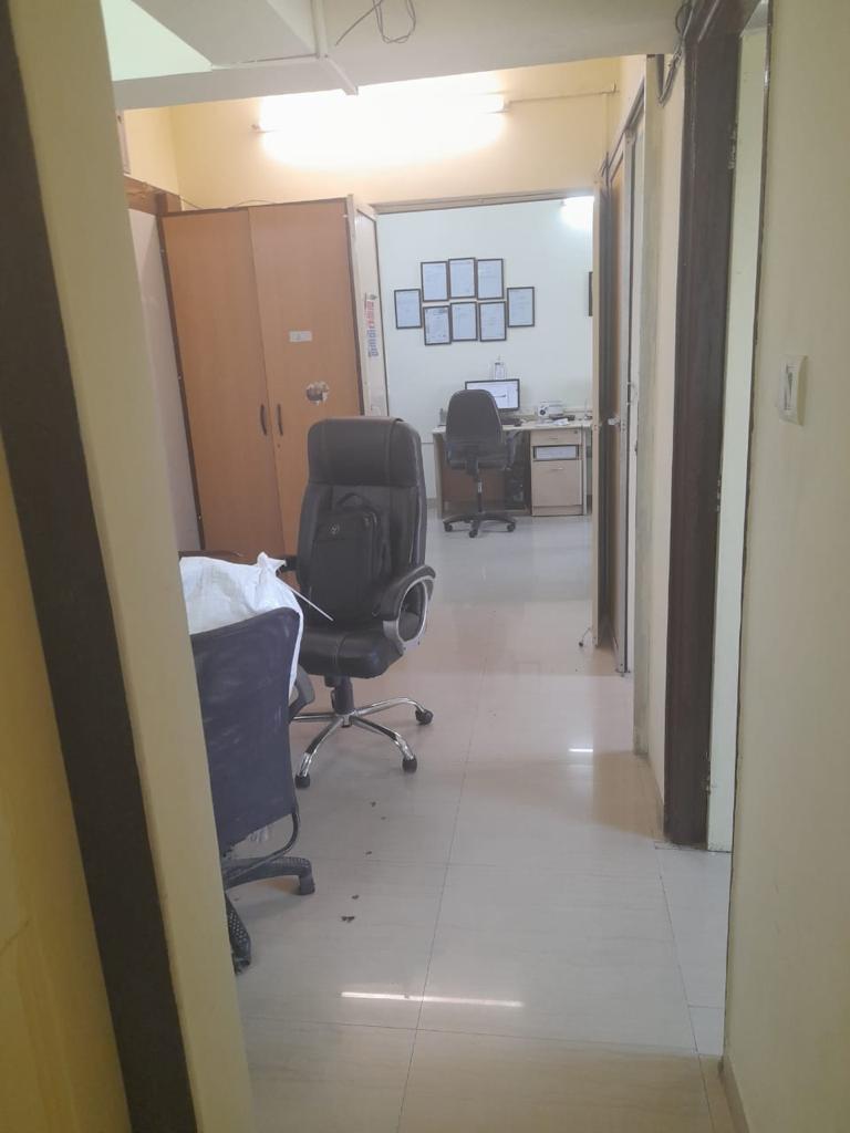 2 BHK Savgan Heights, Andheri West — for Sale — photo 4