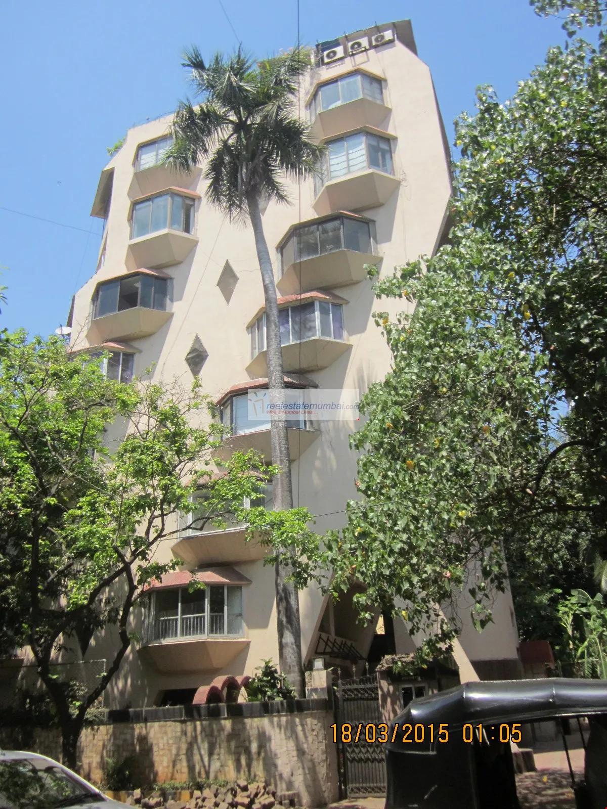 3 BHK Flats on Rent in Betsy, Bandra West
