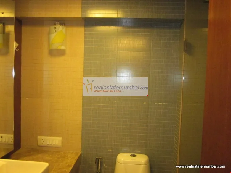 3BHK Flats for Sale in Golden Peak, Khar West