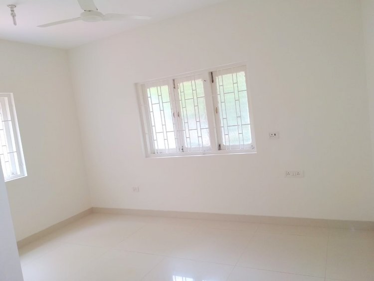 Bedroom 21 - Rashmi B-7, Juhu