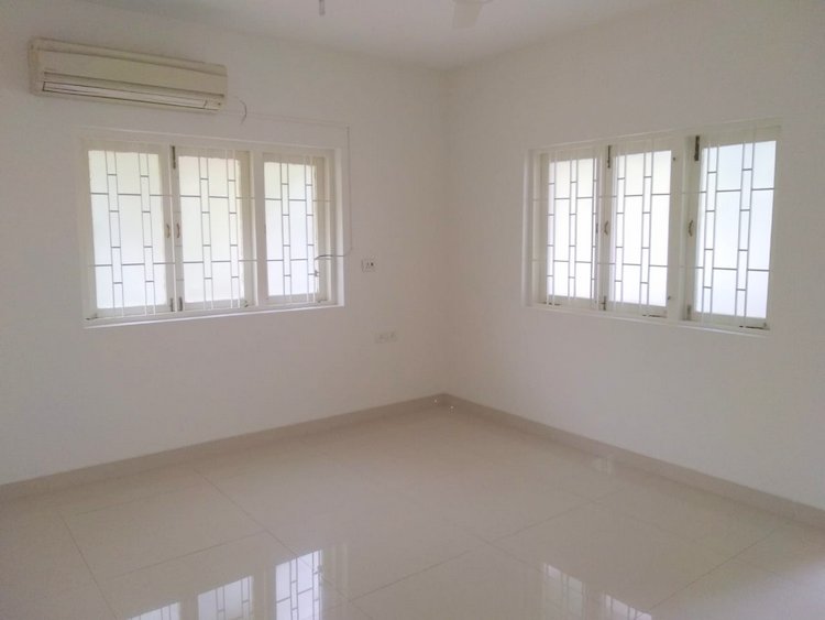 Master Bedroom1 - Rashmi B-7, Juhu