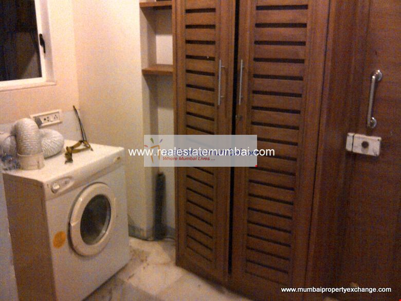 4 BHK Flats for Sale in Steesha, Bandra West