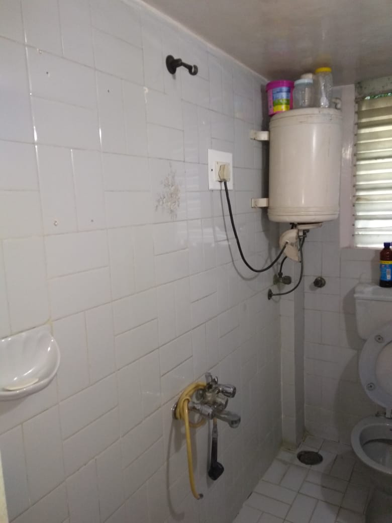 2 BHK Flats on Rent in Pooja Apartments, Khar West