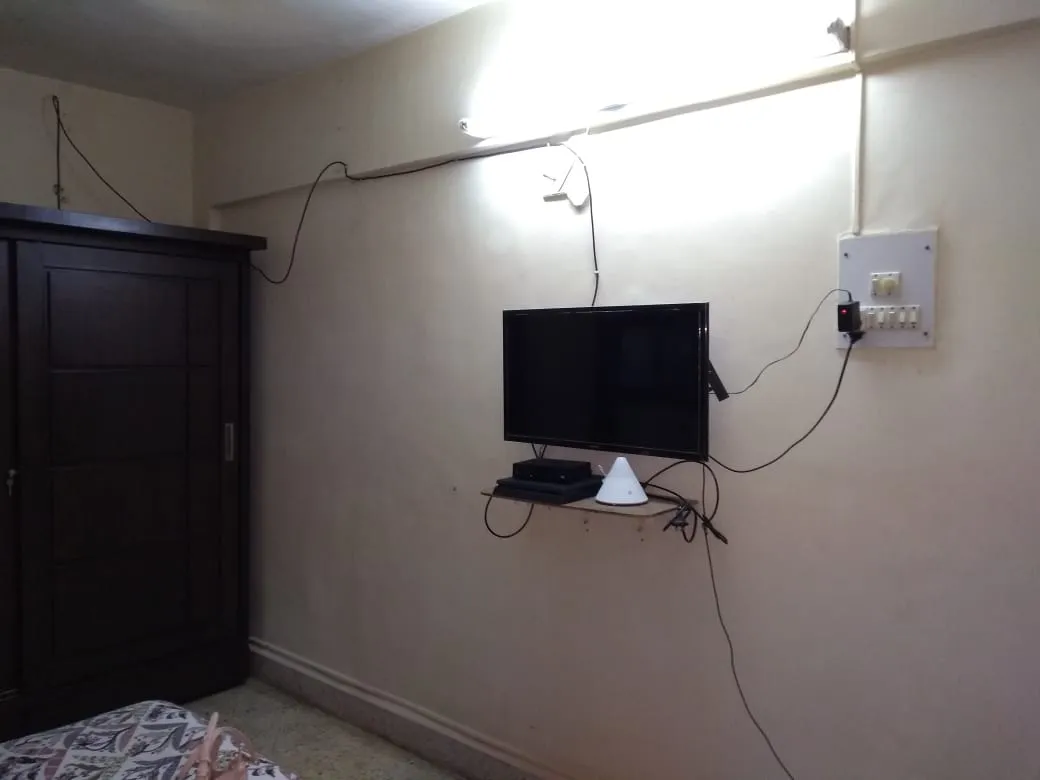 2 BHK Flats on Rent in Pooja Apartments, Khar West