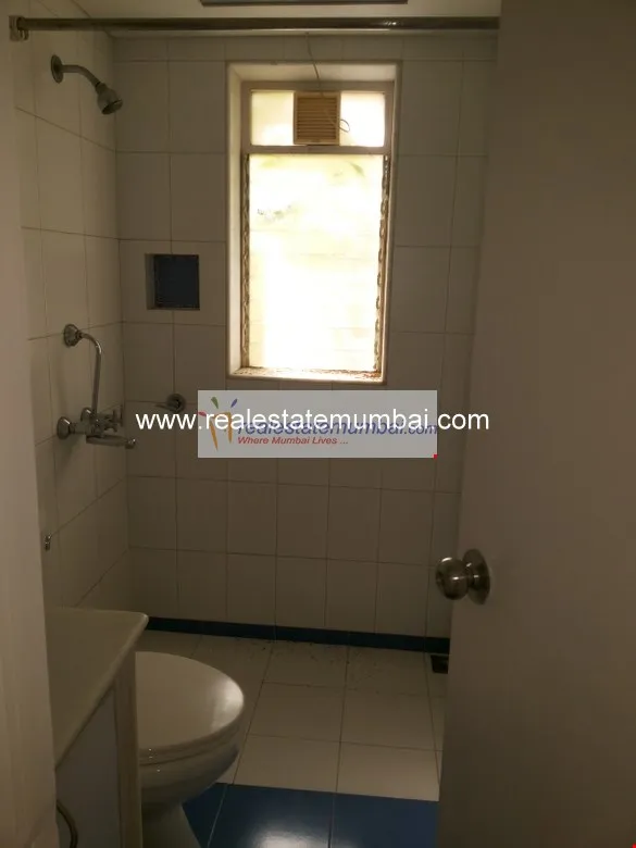 3 BHK Flats on Rent in Panchsheel, Bandra West