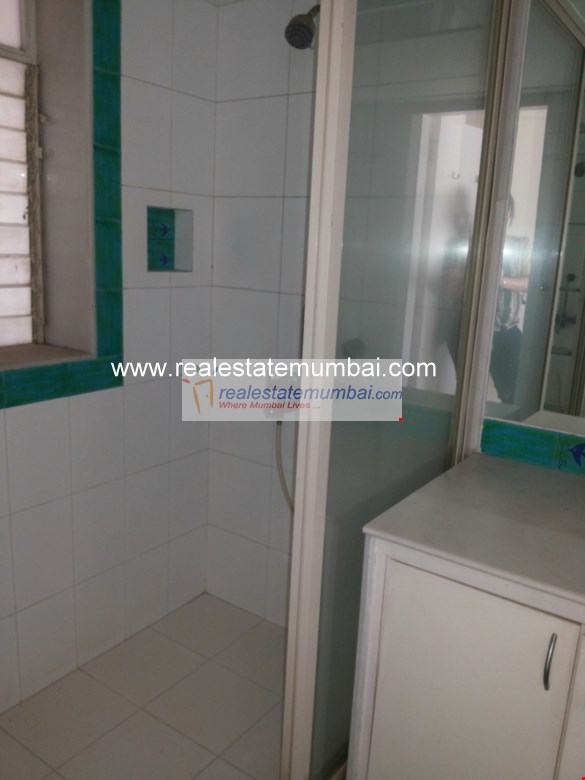 Bathroom 32 - Panchsheel, Bandra West