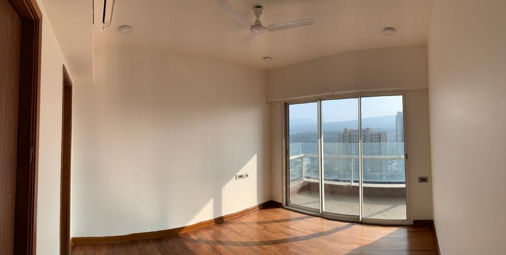 2 BHK Omkar Alta Monte, Malad East — for Sale — photo 12