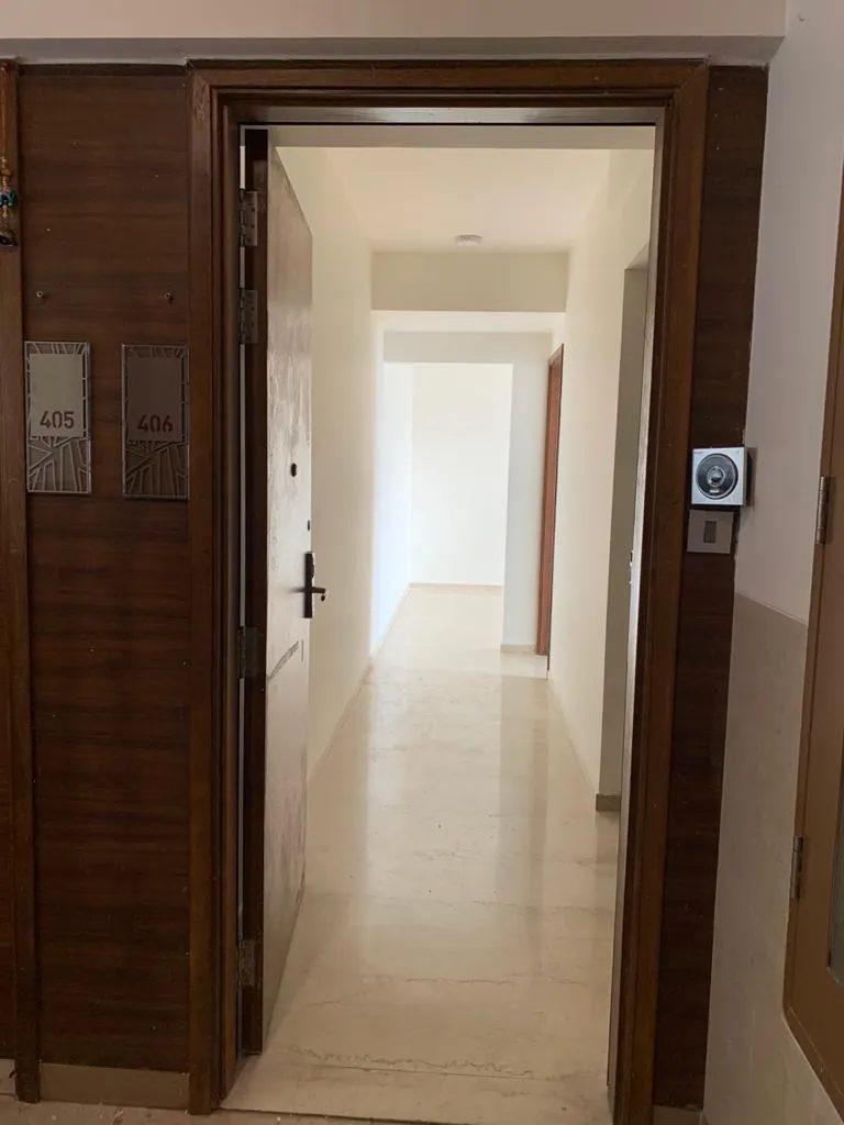 3 BHK Flats on Rent in Omkar Altamonte, Malad East