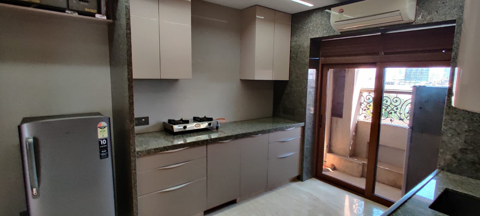 24 - Hill Crest, Worli