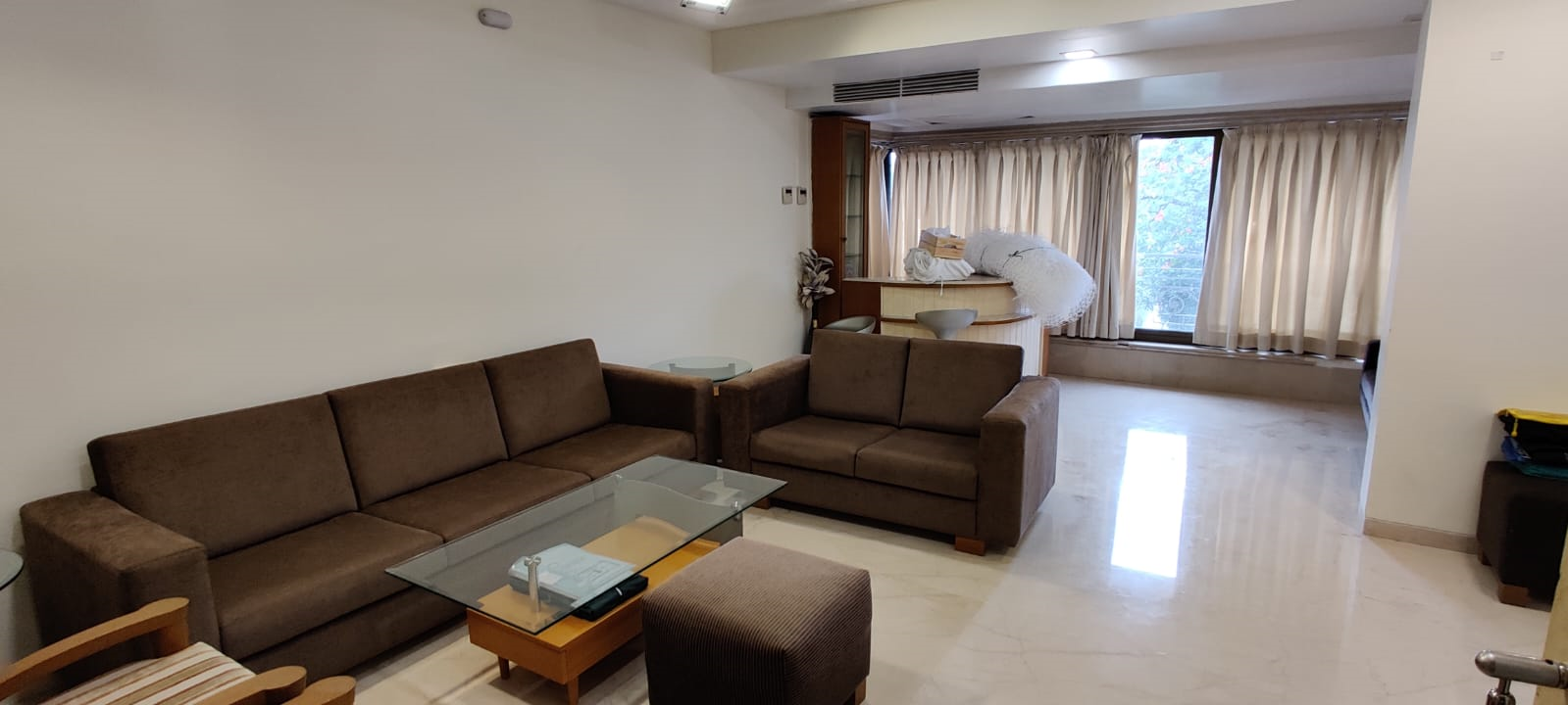 3 BHK Flats on Rent in Ajanta Apartments, Peddar Road