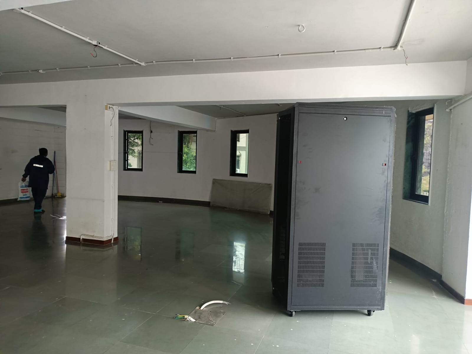 Office Space Semi Furnished in Kakad Commercial Chamber , Worli