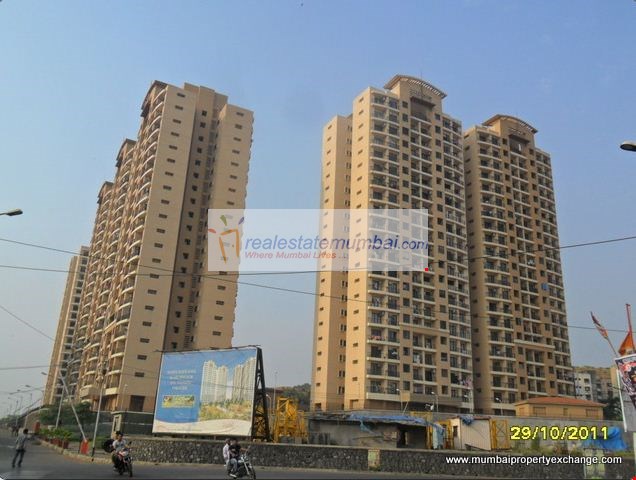 3 BHK Unfurnished in Raheja Heights , Goregaon East