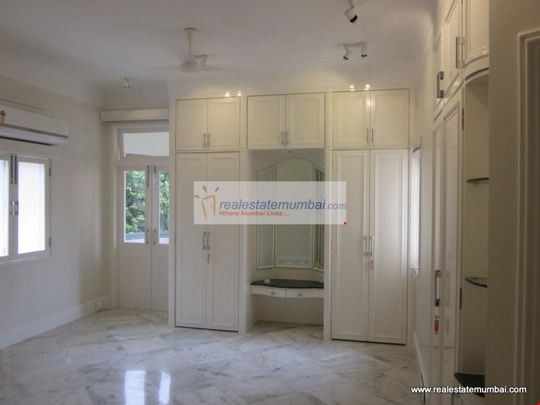 Master Bedroom2 - Sea Face Park, Breach Candy