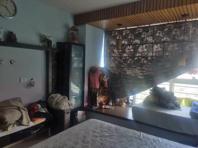 13 - Oberoi Splendor Grande, Andheri East