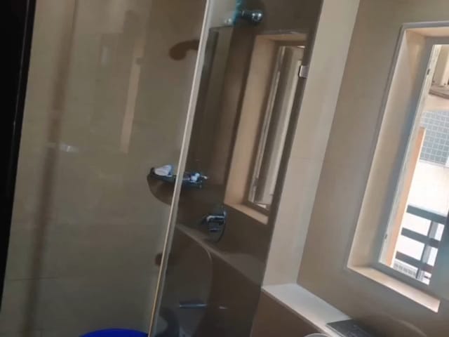 4 - Oberoi Splendor Grande, Andheri East