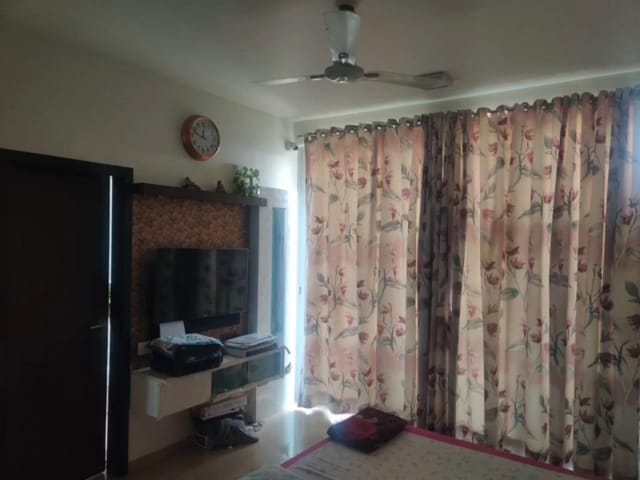 7 - Oberoi Splendor Grande, Andheri East