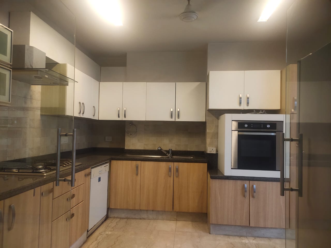 8 - Dipika, Bandra West