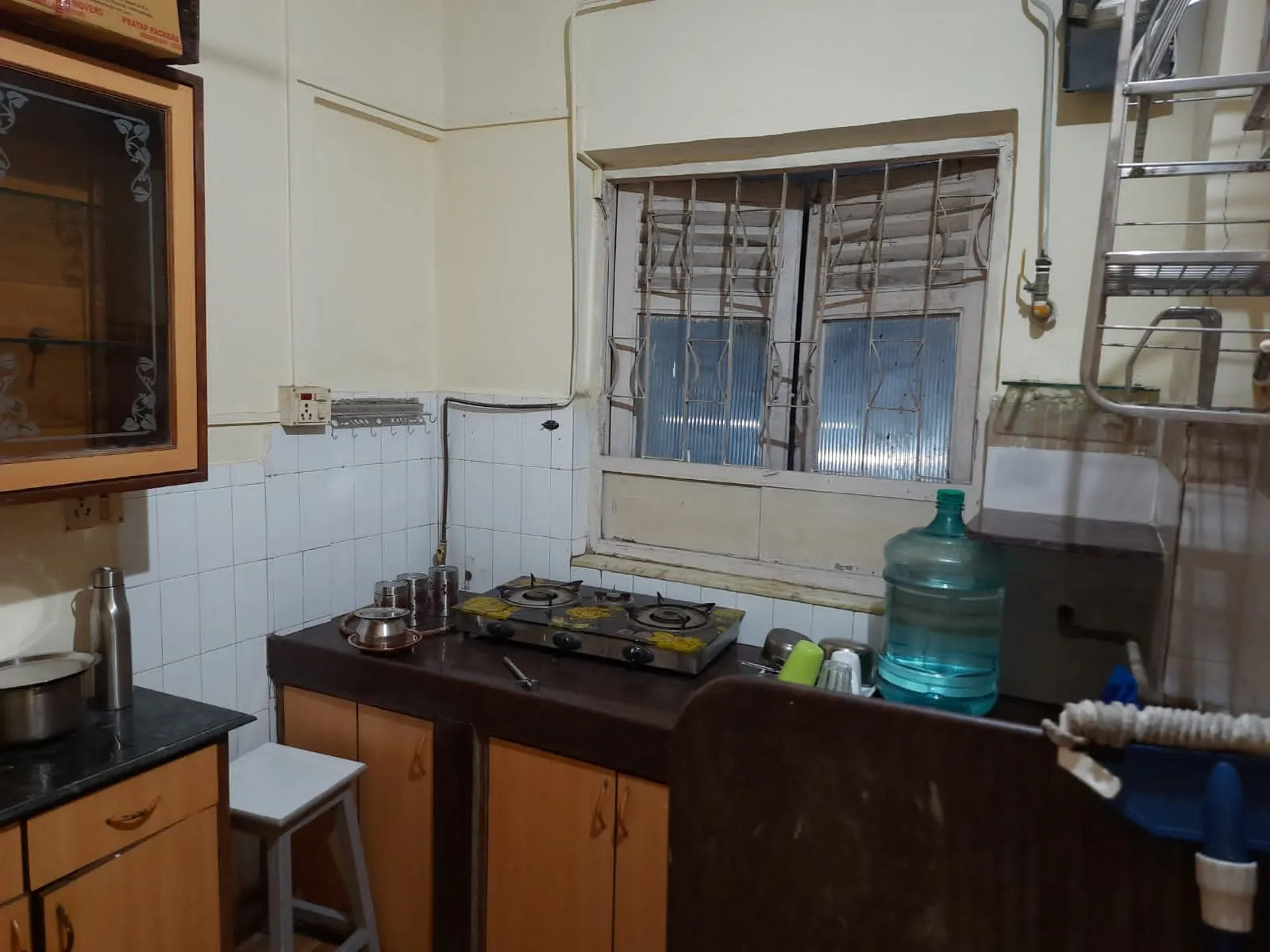 2 BHK Flats on Rent in Roop Darshan, Juhu