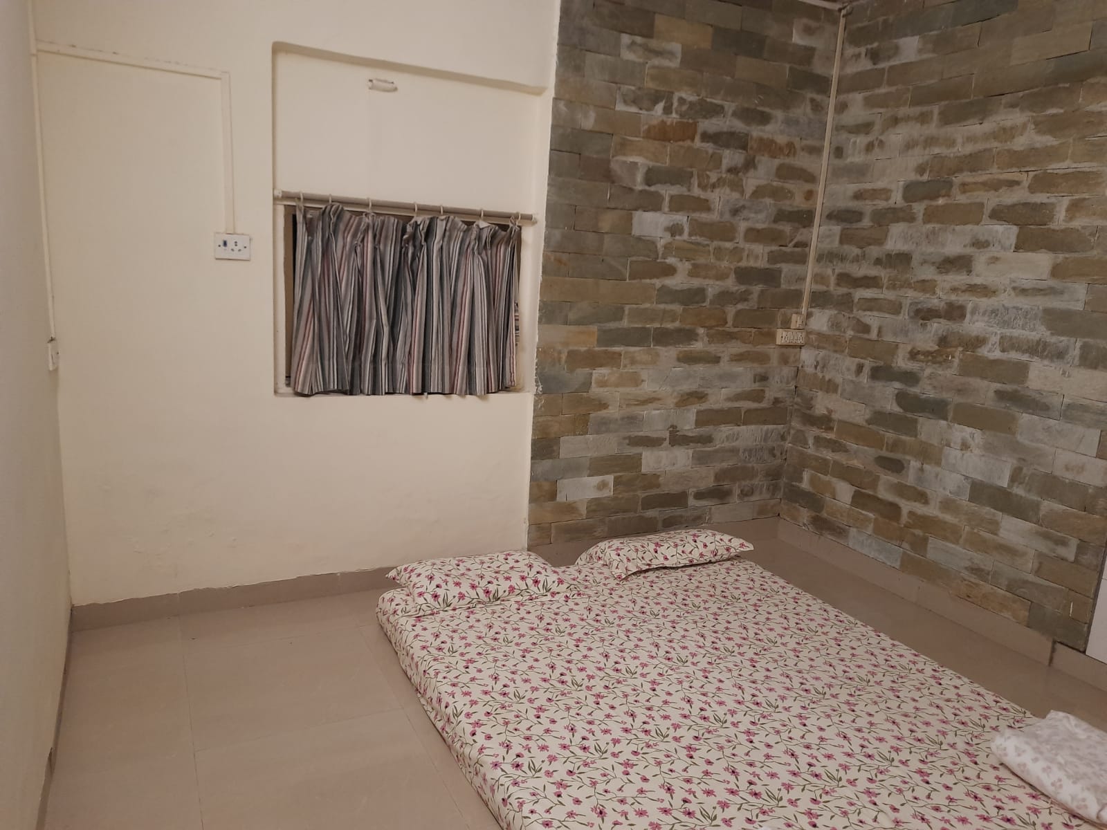 5 - Roop Darshan, Juhu