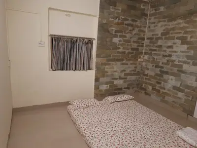 2 BHK Roop Darshan, Juhu — for Sale — photo 8 thumbnail