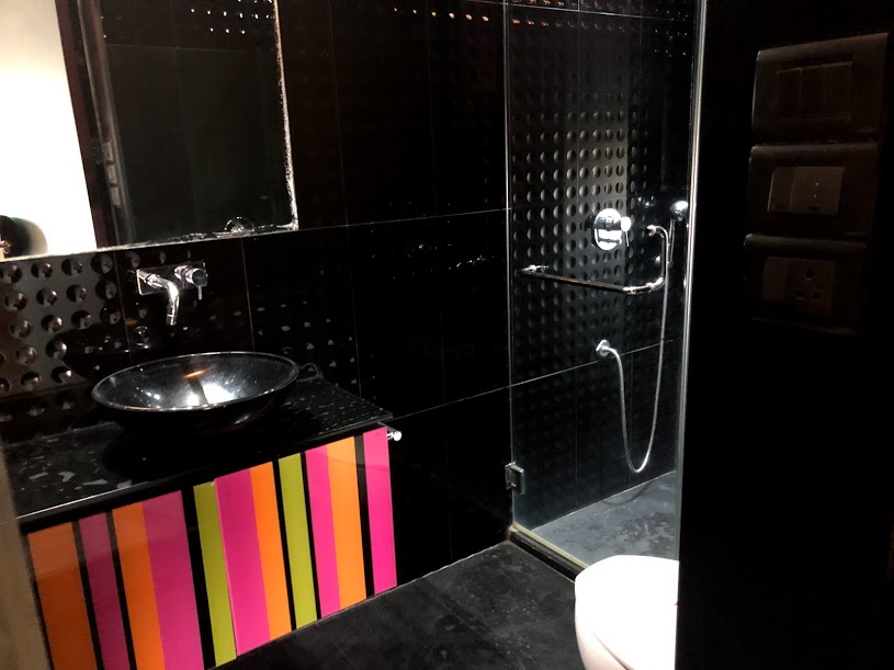 Bathroom 23 - Capri Heights, Bandra West