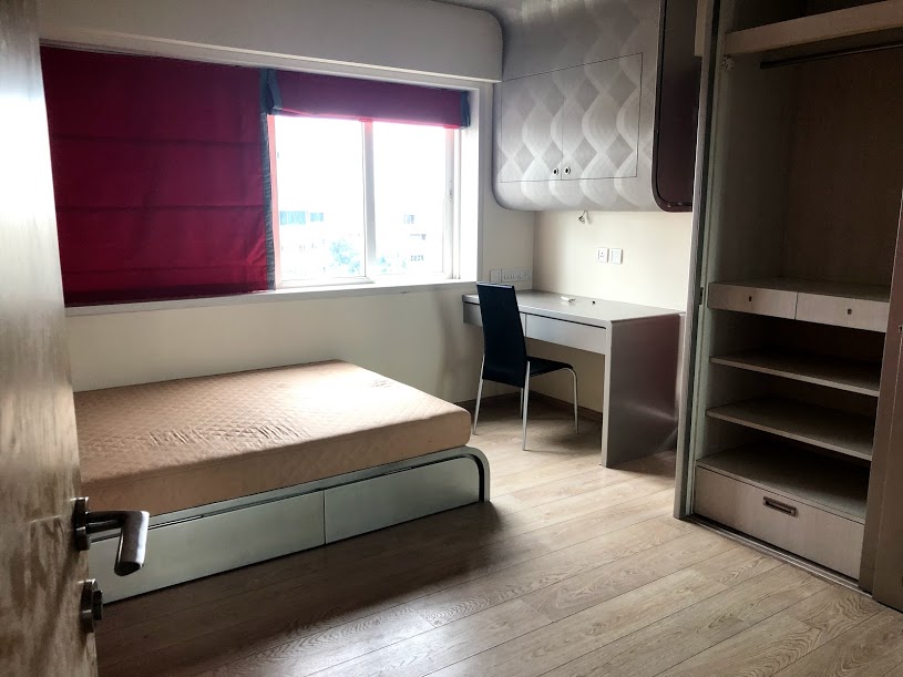 Bedroom 22 - Capri Heights, Bandra West