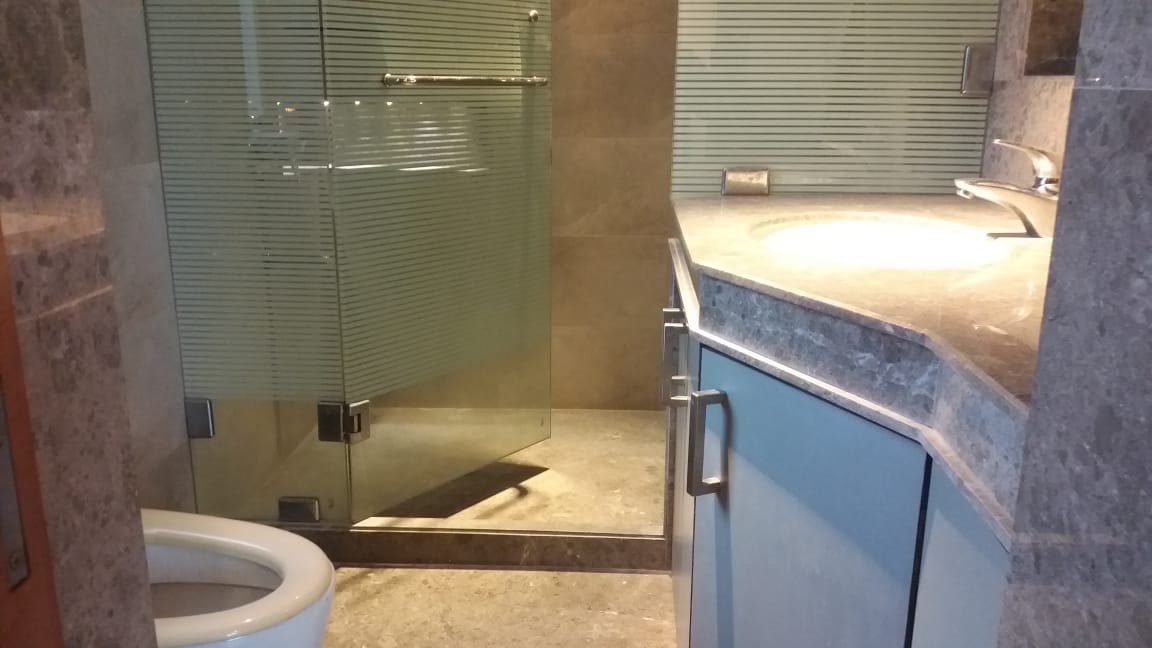 4 - Sura Mansion, Andheri West