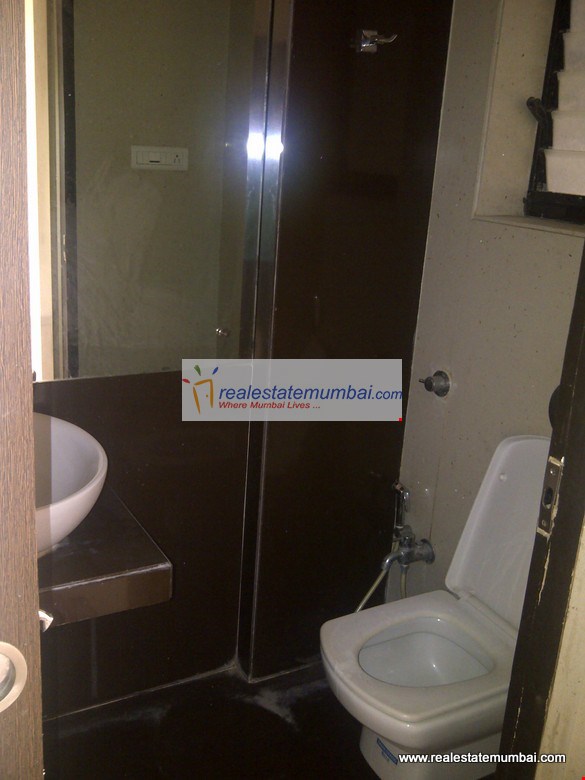 Bathroom 4 - La Roche, Bandra West