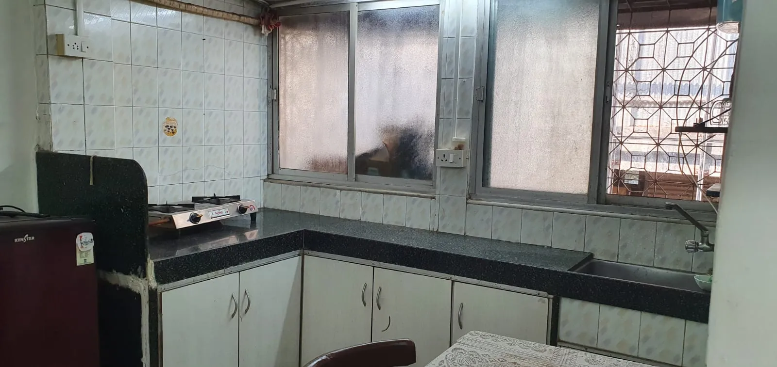 1 BHK Flats on Rent in Radhika Apartment, Juhu