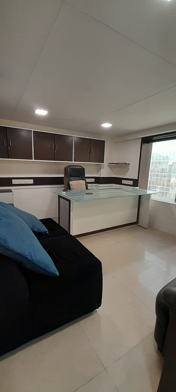 12 - Oberoi Chambers, Andheri West