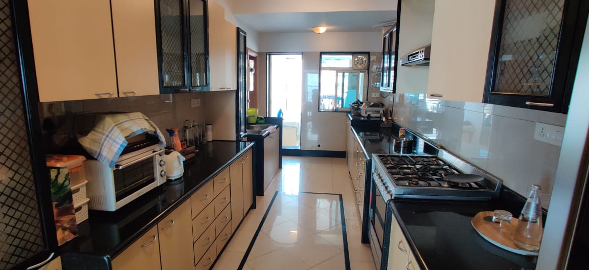 Kitchen - Raheja Sunkist, Bandra West