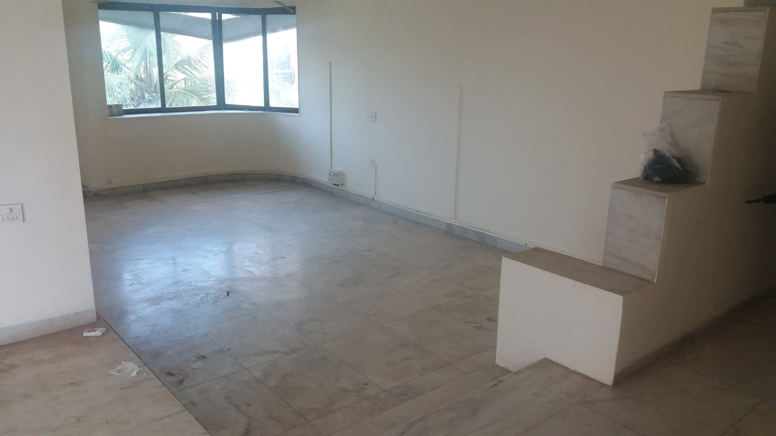 3 BHK Semi Furnished in Sea Legend , Andheri West