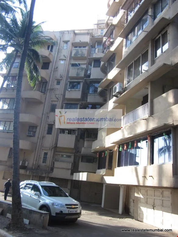 2 BHK Flats for Sale in Oyster Shell I, Juhu