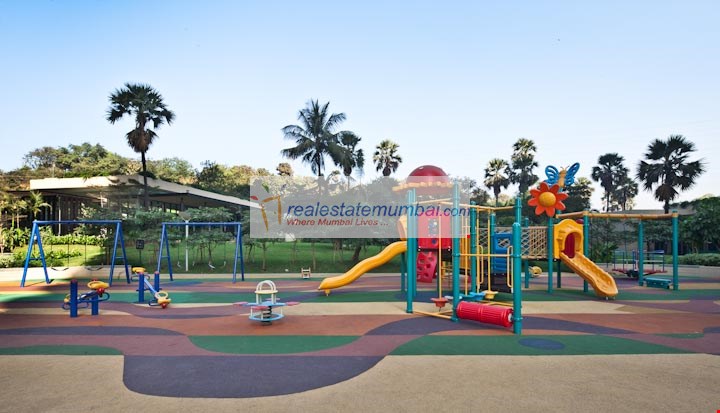 Garden - Oberoi Splendor, Andheri East