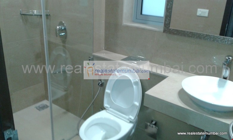 Bathroom 2 - Oberoi Exquisite, Goregaon East