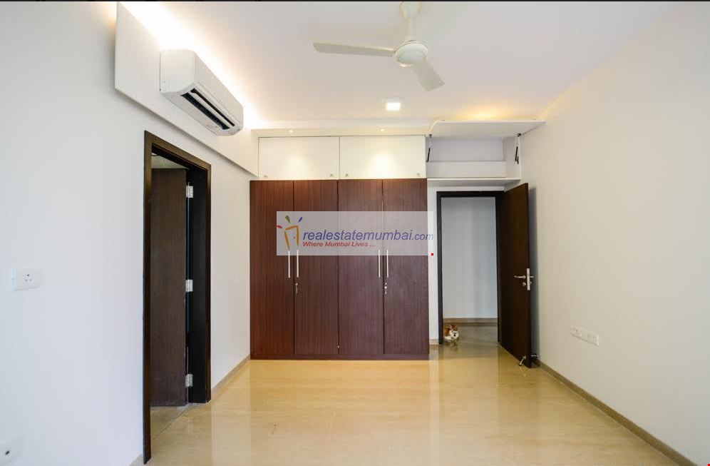 Master Bedroom - Oberoi Exquisite, Goregaon East