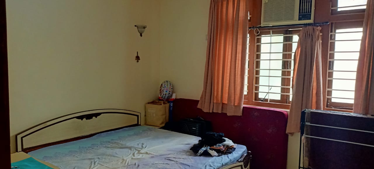 Bedroom 21 - Church View, Khar West