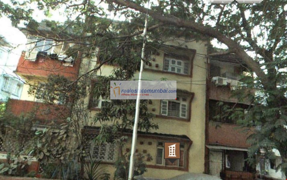 2 BHK Semi Furnished in Church View , Khar West