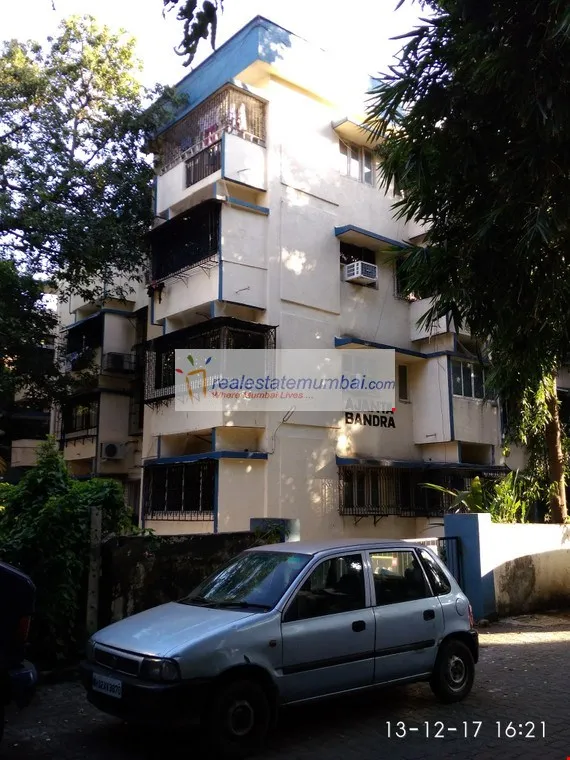 2 BHK Flats on Rent in Ajanta Apartment, Bandra West