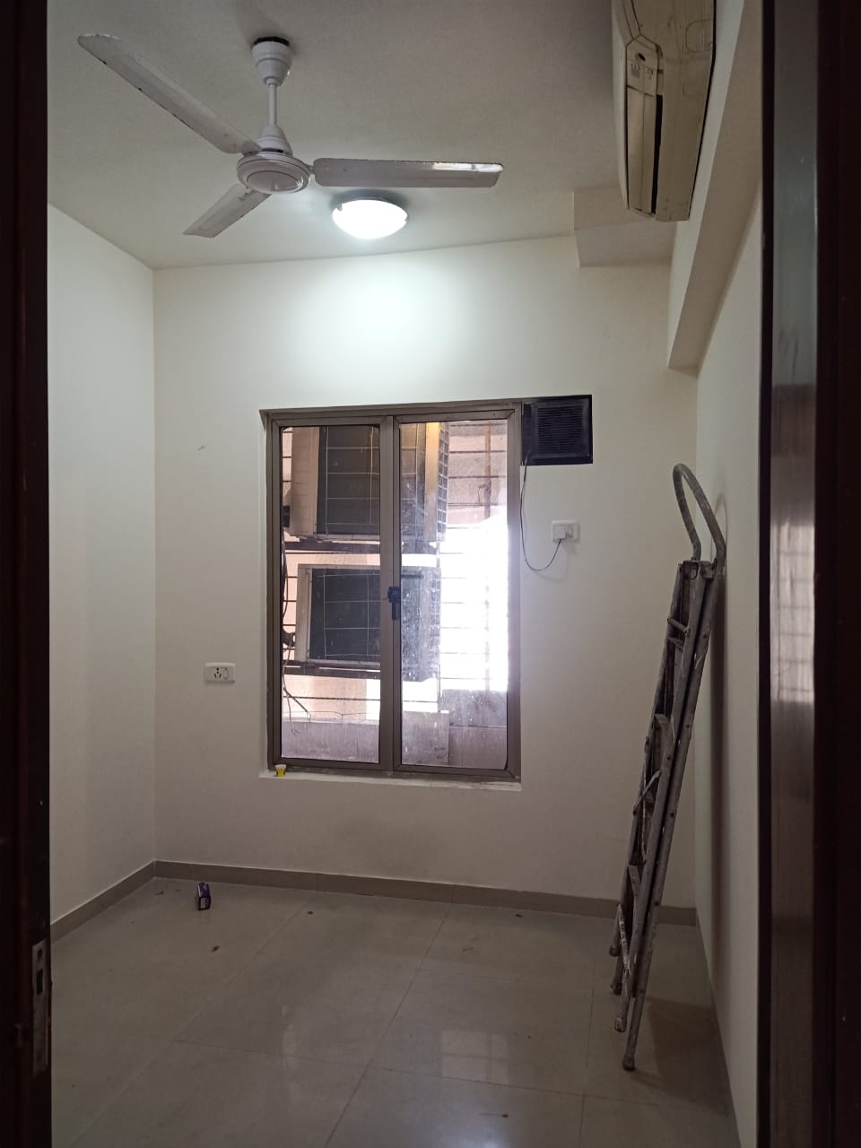 19 - Oberoi Springs, Andheri West