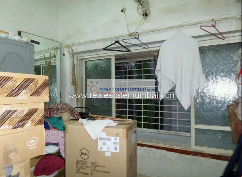 2 BHK Semi-Furnished in Vishwakarma , Dahisar East