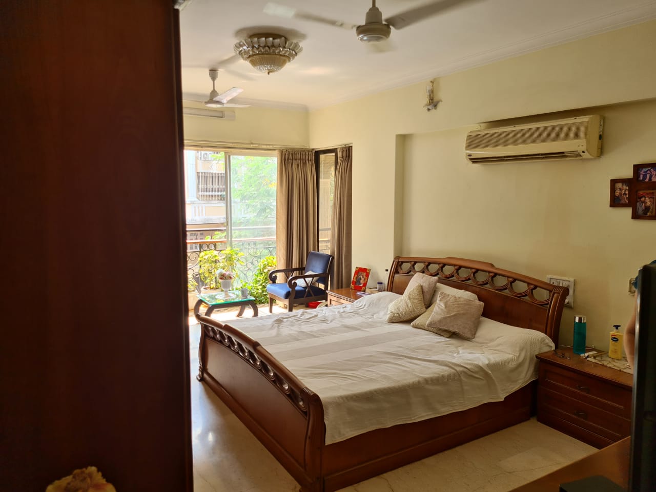 10 - Wagh Manor Apartment, Bandra West