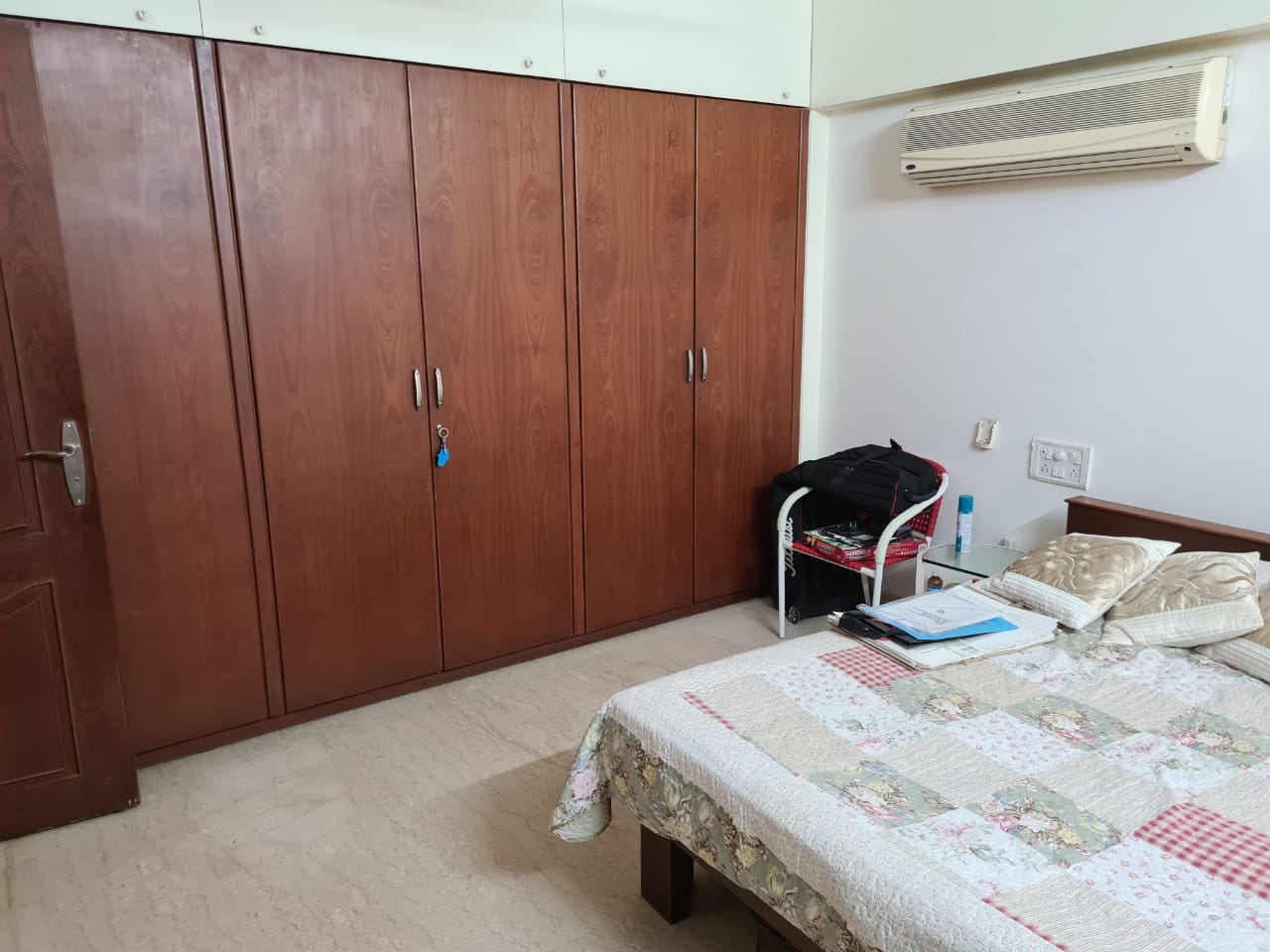 8 - Wagh Manor Apartment, Bandra West