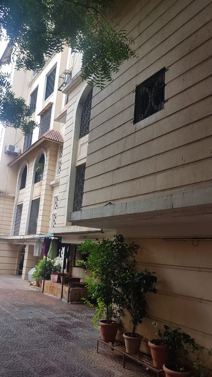 2 BHK Flats for Sale in Konark Classic, Bandra West